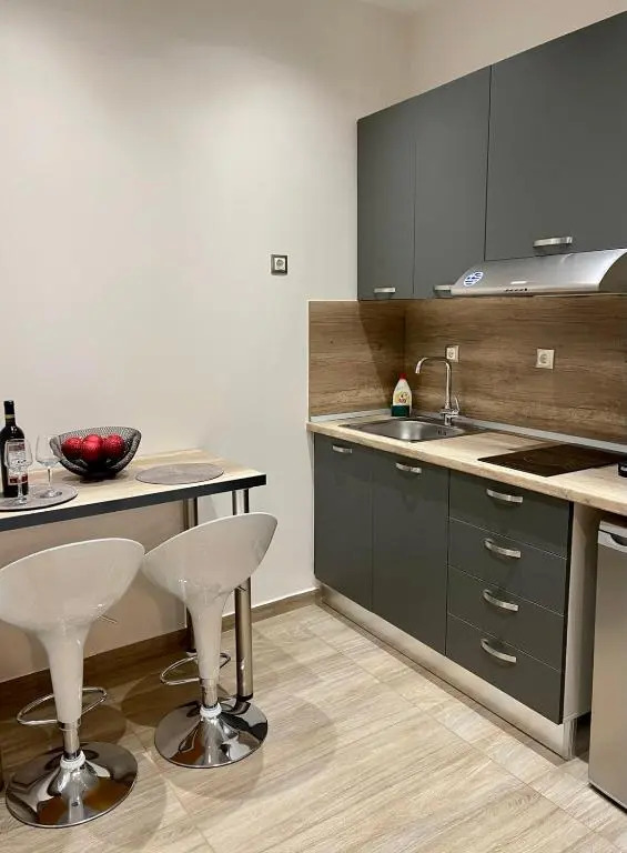 11 Luxury Apartments