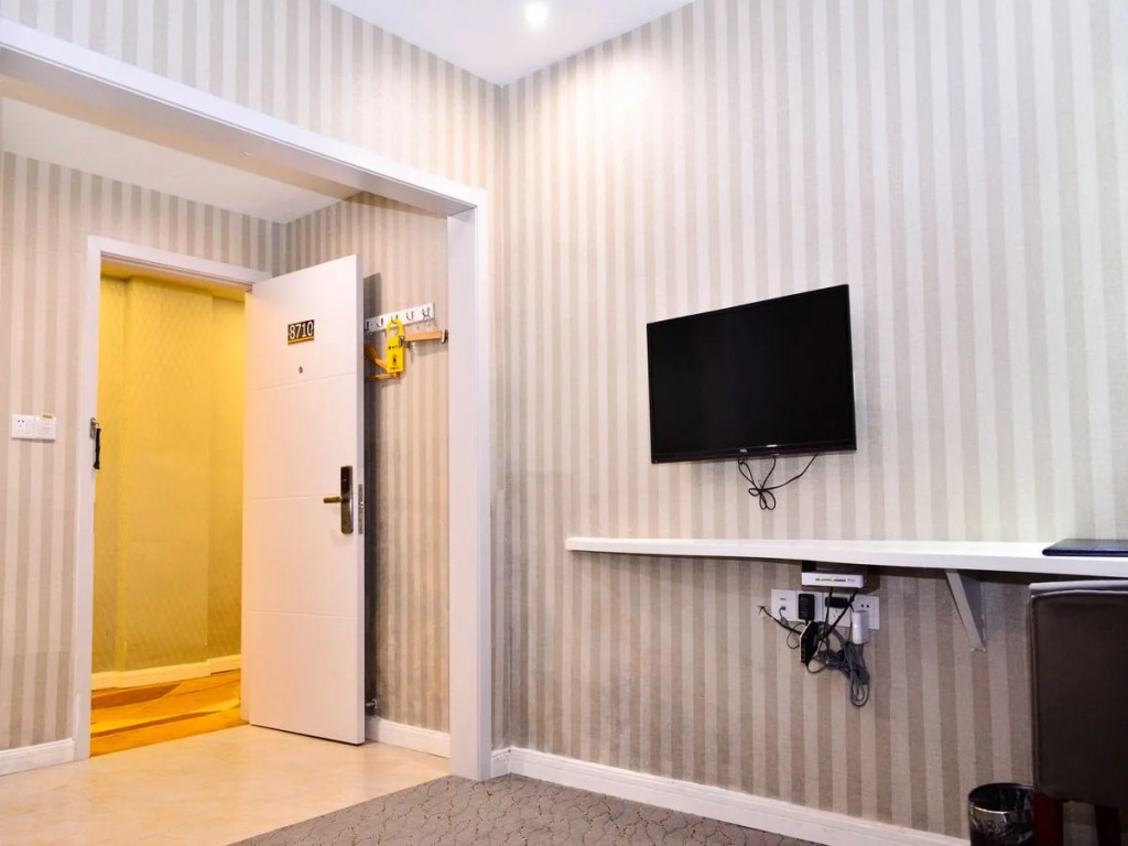 Super 8 Hotel Yiwu Binwang