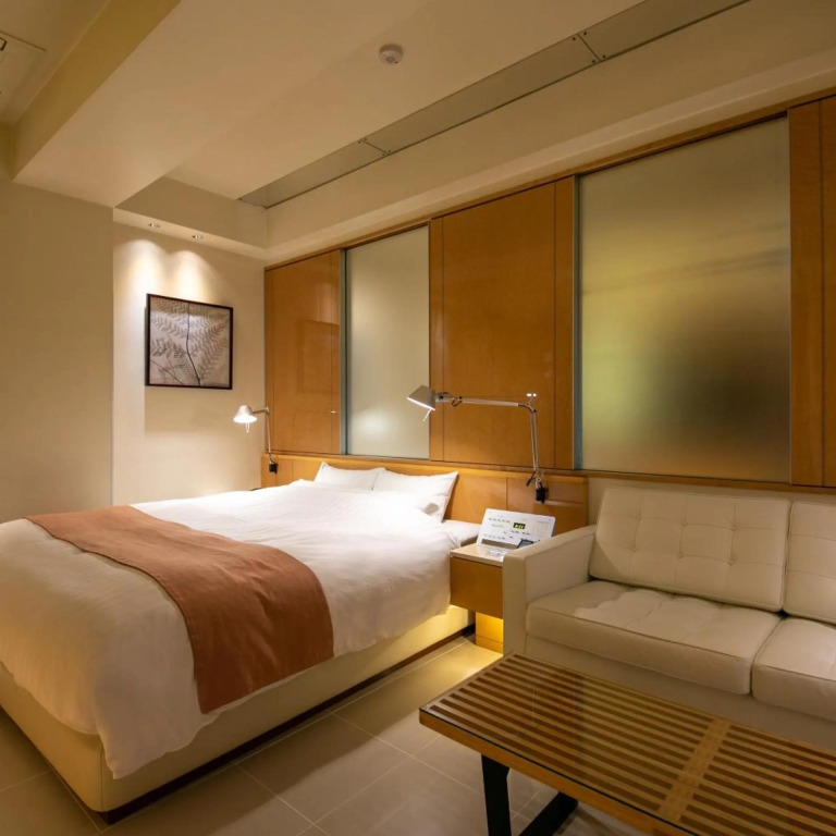 HOTEL APERTO