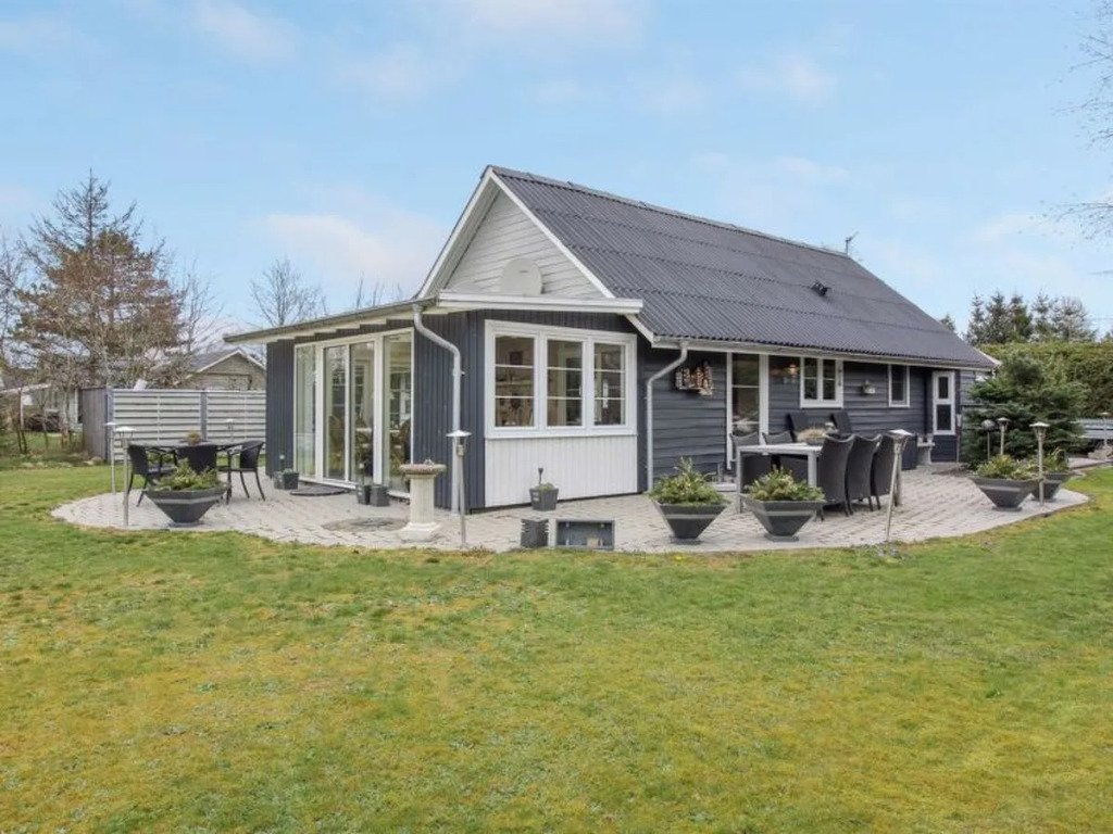 "Elektra" - 11.5km from the sea in Western Jutland