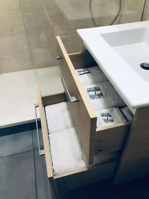 Studio en résidence, proche de la mer avec parking gratuit et clé 4G