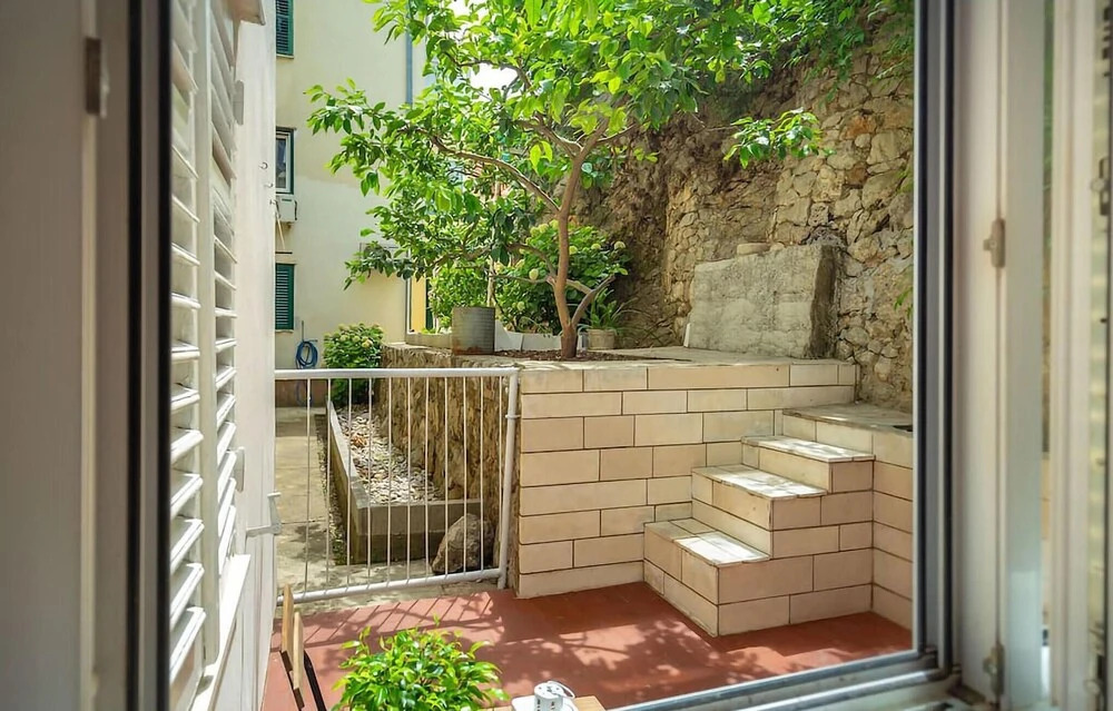 Awesome Apartment in Dubrovnik With 2 Bedrooms and Wifi