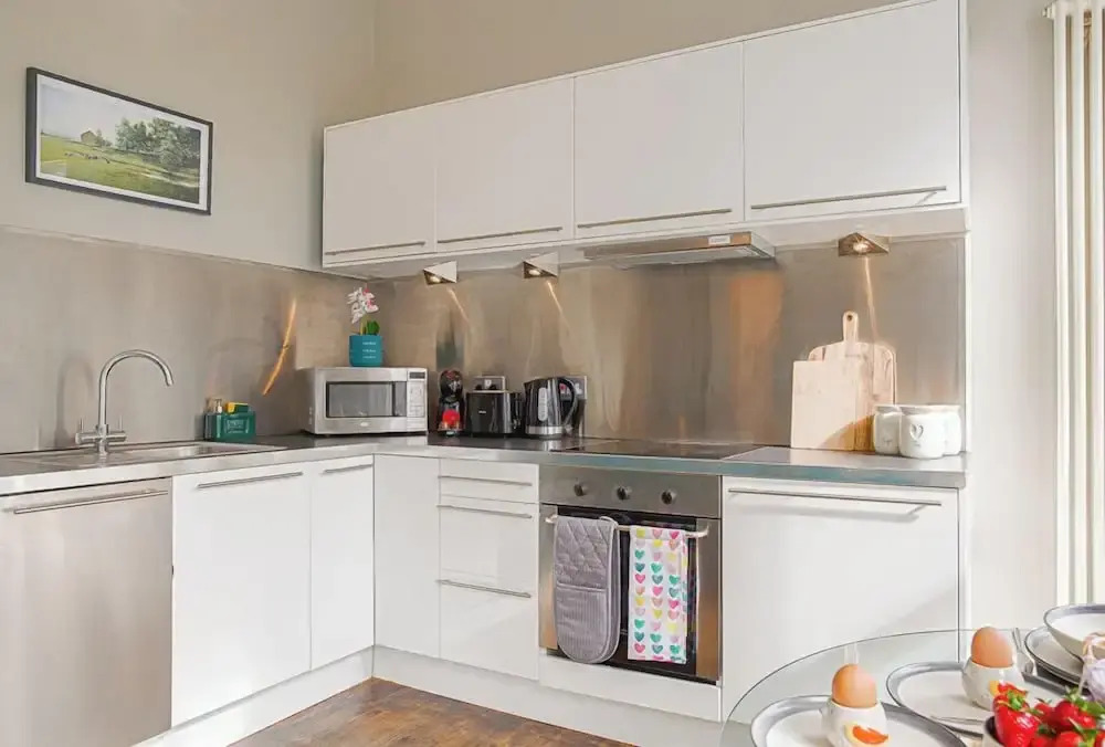 Stylish Grade II Apartment - The London