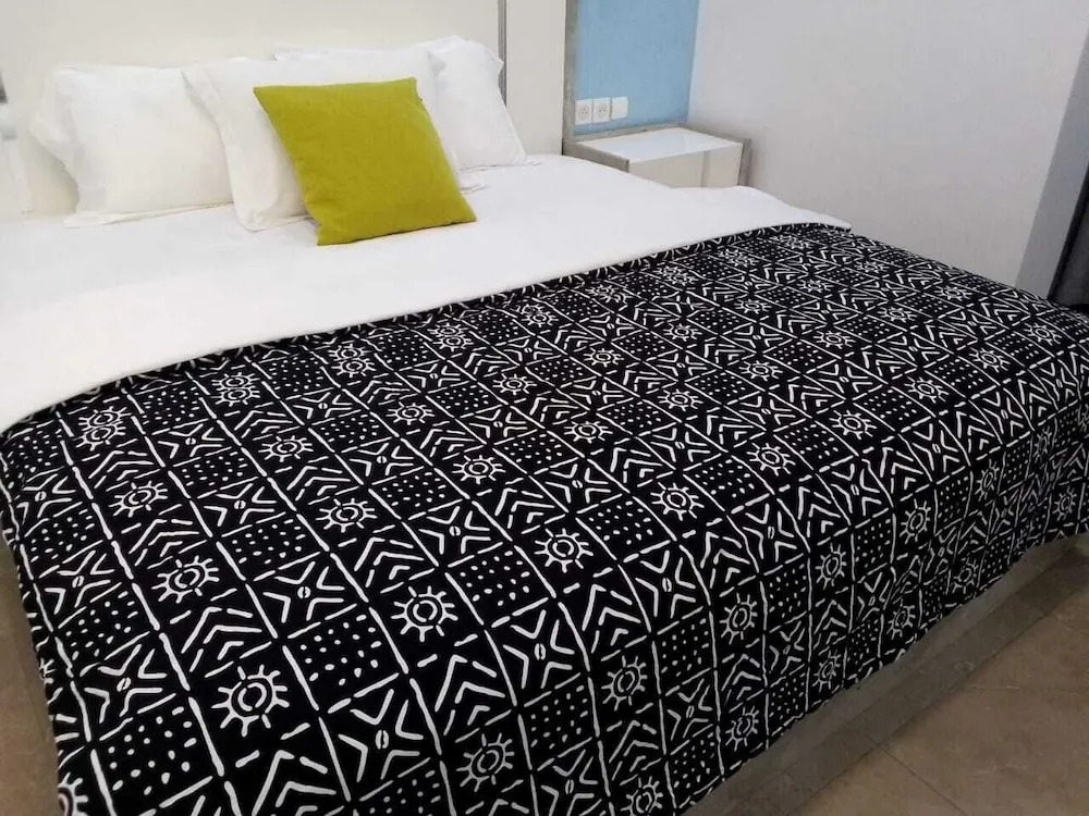 Hôtel C I S