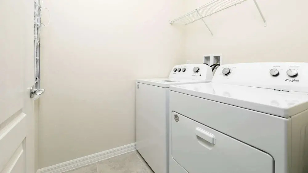7BR Serene Home Close to Disney, Private Pool, Spa