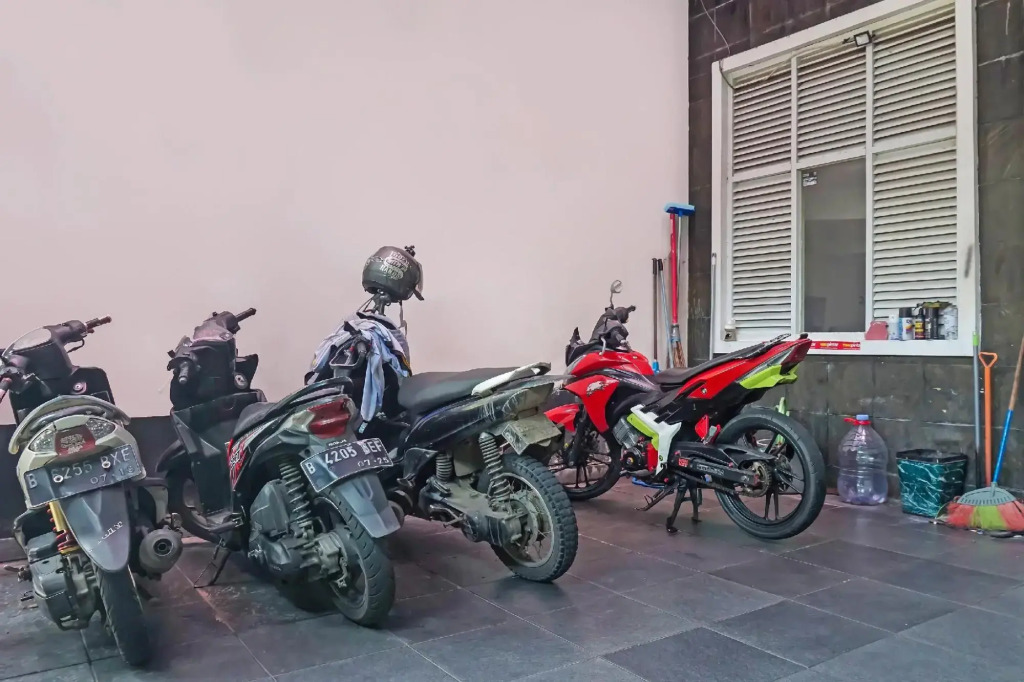OYO 91889 Kramat Residence
