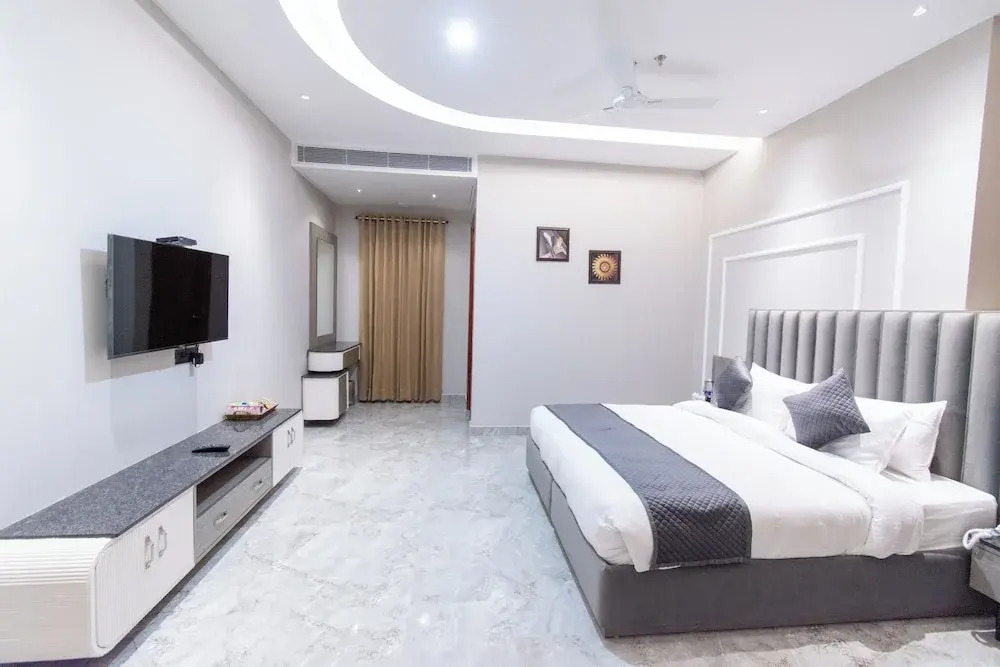 Hotel Miracle Resorts
