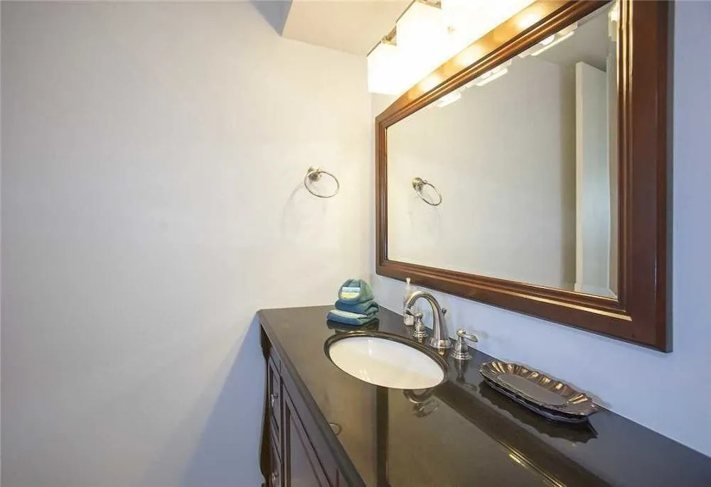 Maui Parkshore 306 - 2 Br Condo