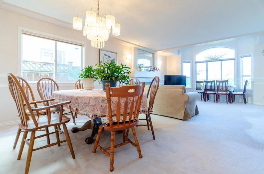 3 Private, spacious, bright rooms in a Gorgeous house