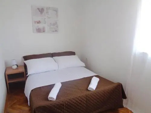 Apartments Davor