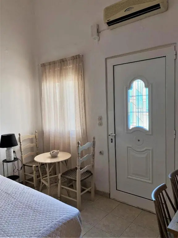 Olympios Apartment at Myrtos 1 minute from the beach