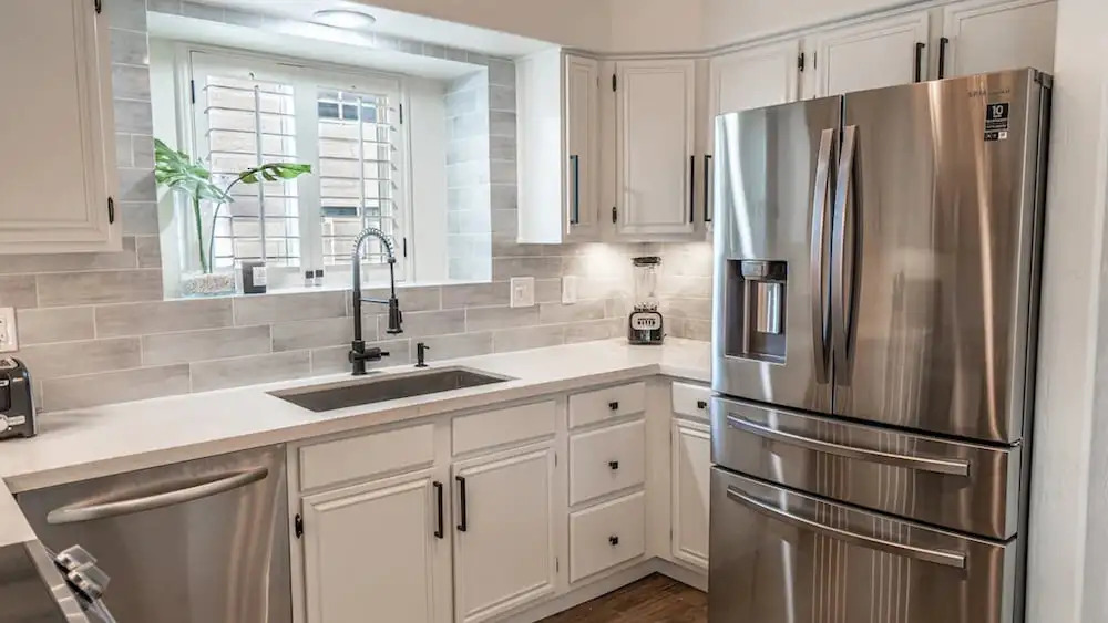New Listing! Stylish 4 Bdrm W/pool and Game Room
