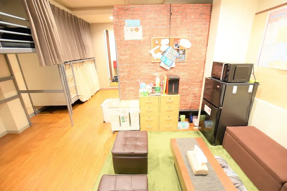 TOMA-RU - Hostel