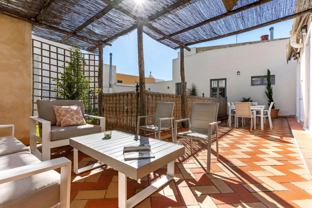 Stunning apartment 3BD with terrace in Santa Cruz. Abades Terrace II