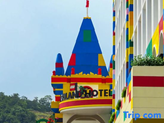 Legoland 2min C-16-04 /Netflix/1Br queen size bed
