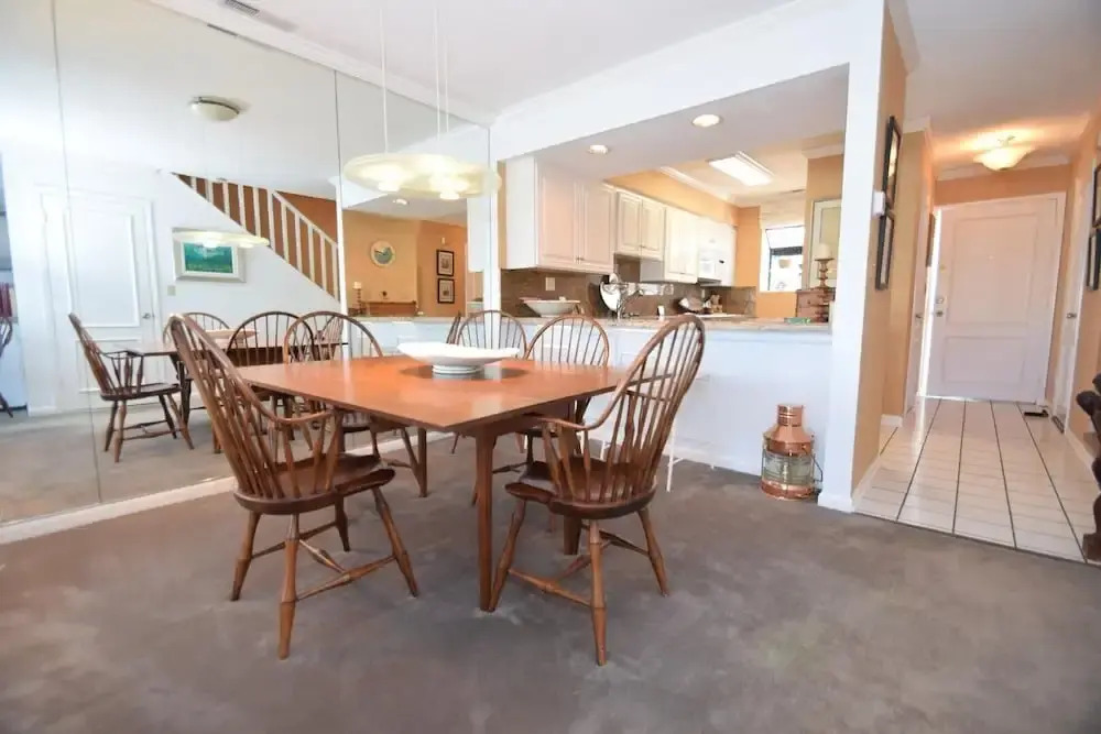 Harbour Island 28d 2 Bedroom Townhouse