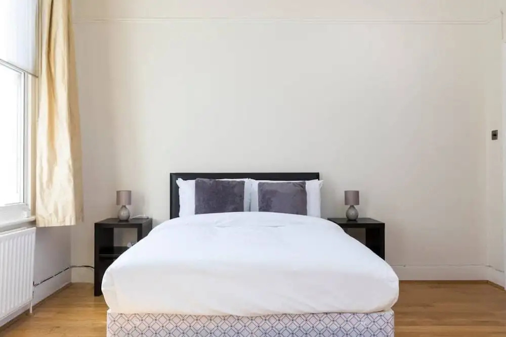 4 Bedroom Flat 4 min Walk From Hammersmith Tube