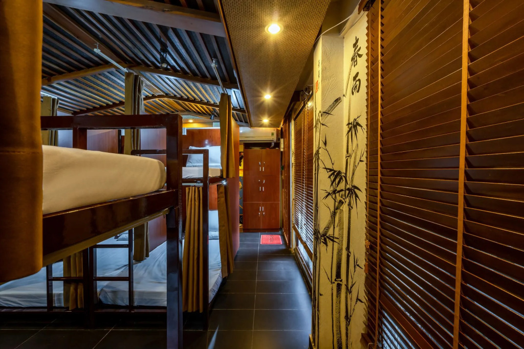 Saigon Capsule Hostel - Adults Only