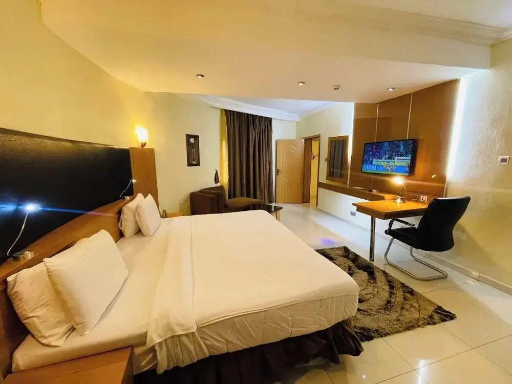 One World Luxury Hotel