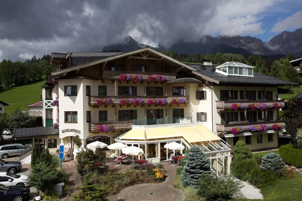 Hotel Edelweiss