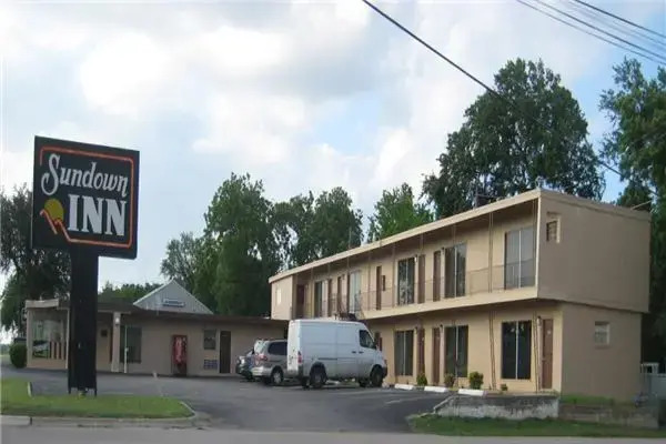 Sundown Inn