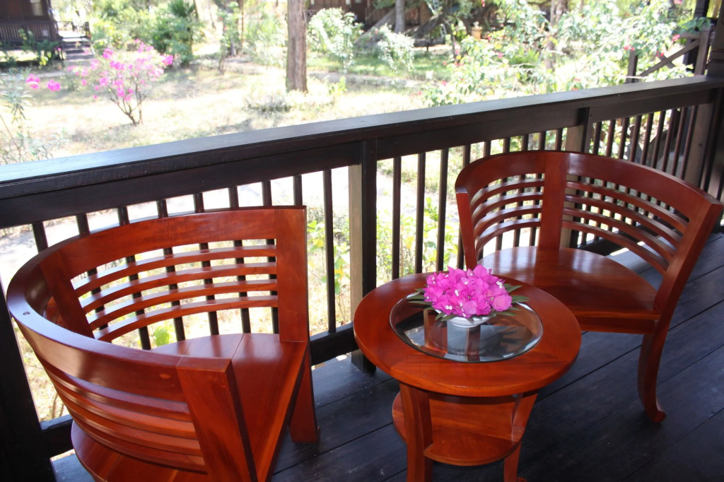 Anam Emerald Resort