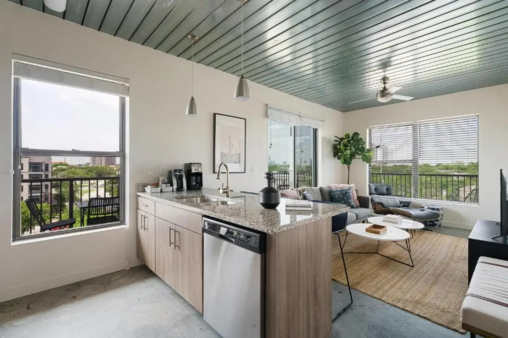 Lodgeur Midtown, Houston - close to Downtown & Texas Medical Center