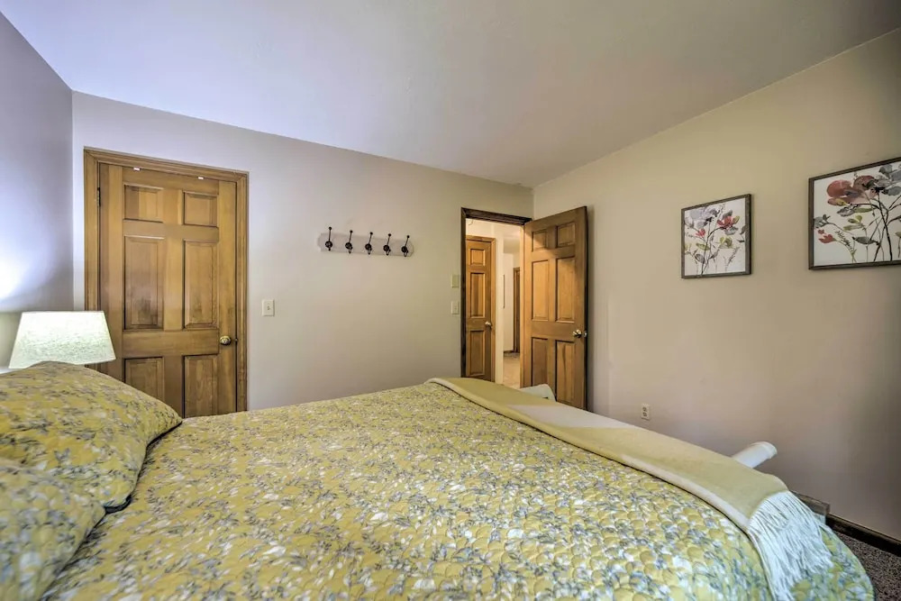 < 4 Mi to Sapphire Resort: Quiet Blue Ridge Haven