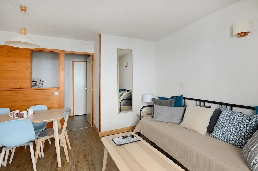 Belle Plagne Two-roomed Apartment for 5 People of 32 mÂ² Care37