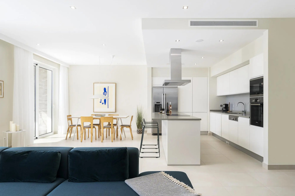 Luxury Lagos Apartment by Ideal Homes