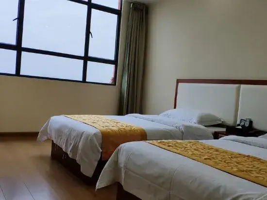 Dongxing Xinlongyuan Hotel