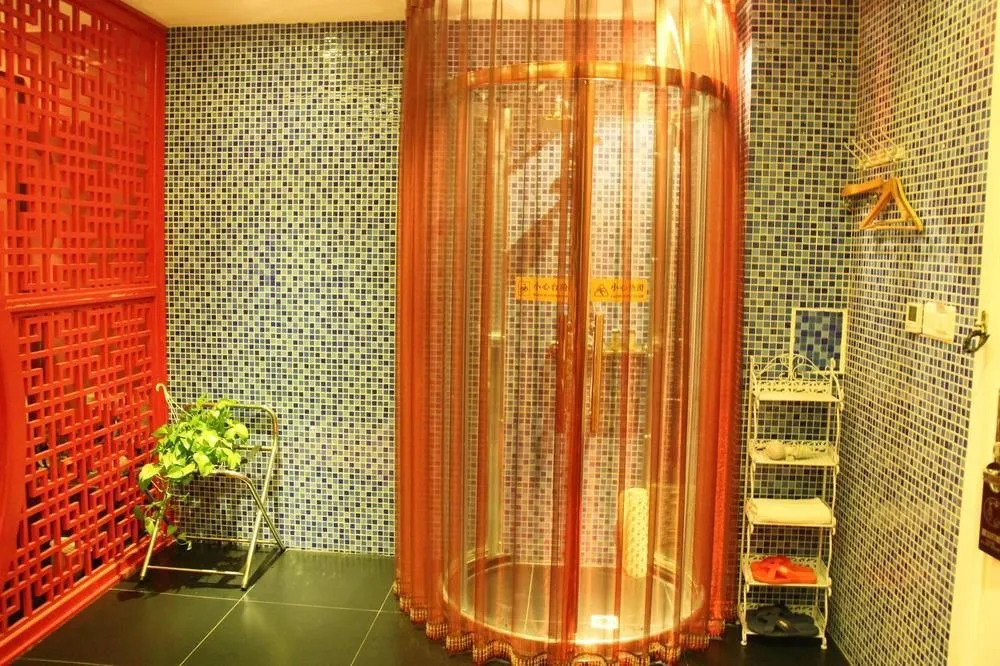Ainors Hotel