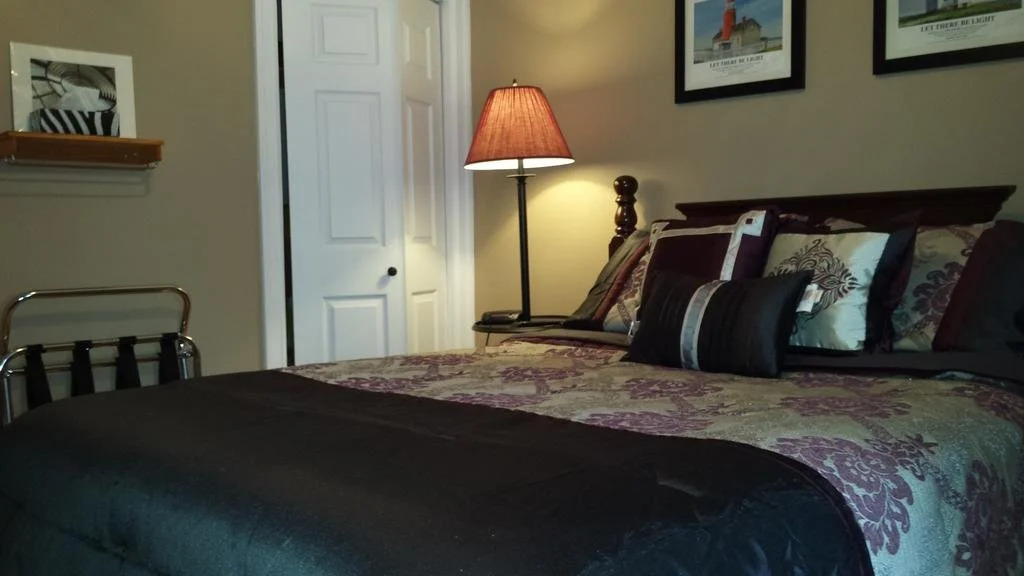 Northwest Lodge Bed & Breakfast