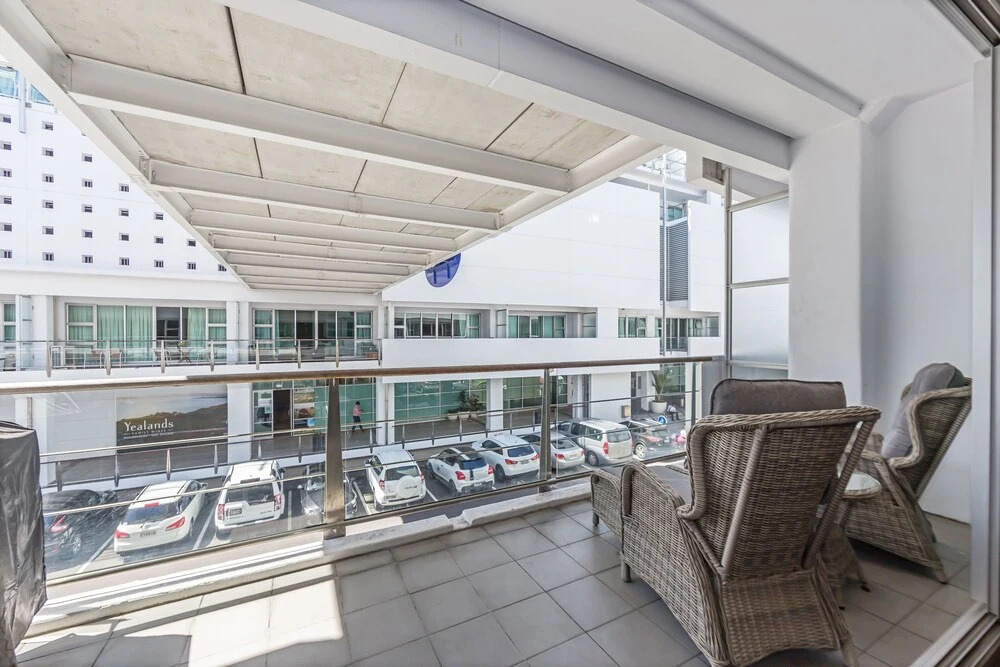 Princes Wharf 1BR Home Away From Home