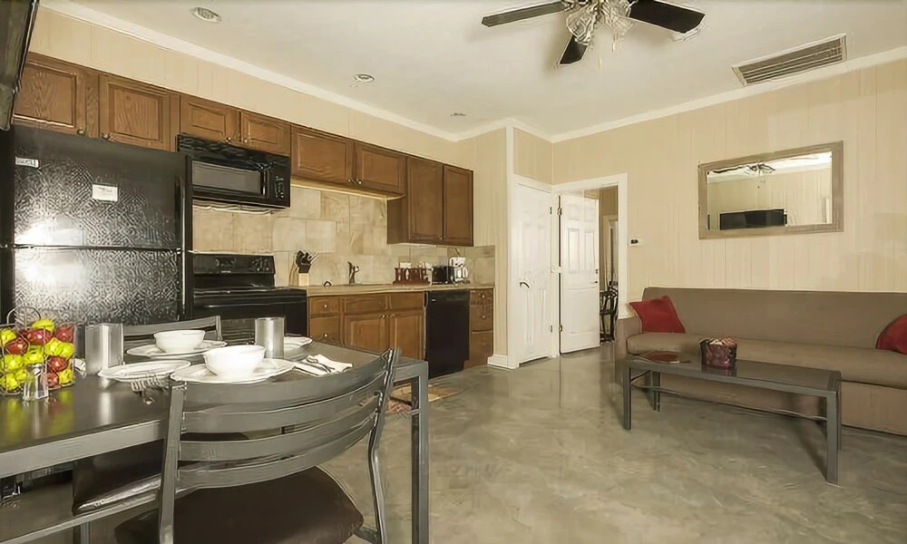 Karnes City Cottages