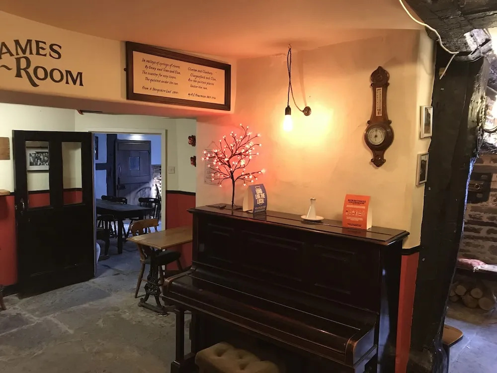 Sun Inn