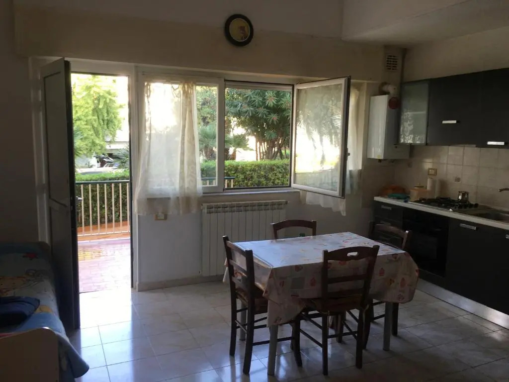Monolocale Via Nervia