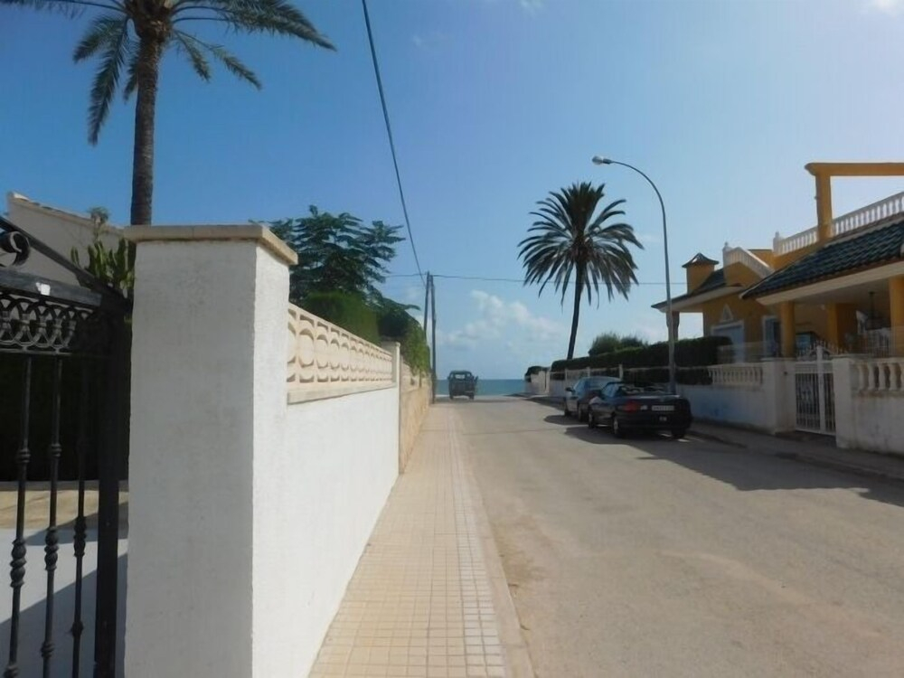 Chalet magnífico primera línea