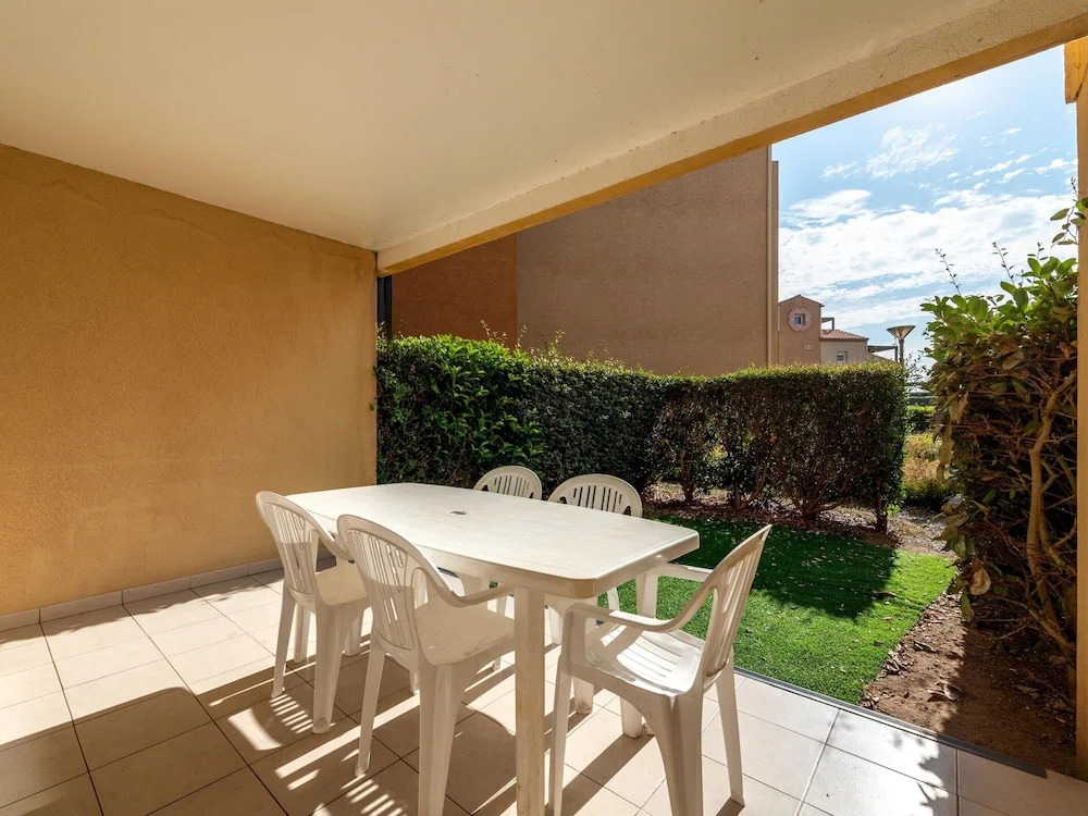 Seaview Family Stay for 6 in Valras Plage