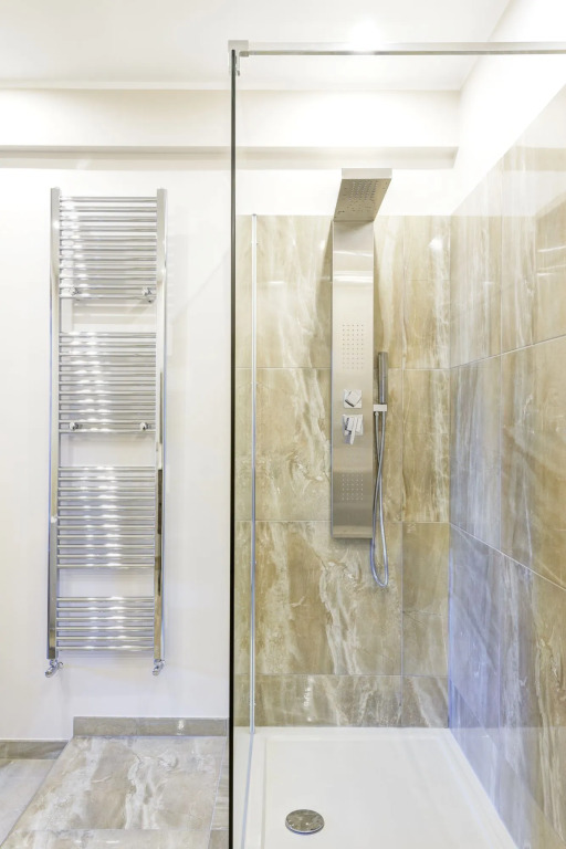 RHS Rienzo Suites
