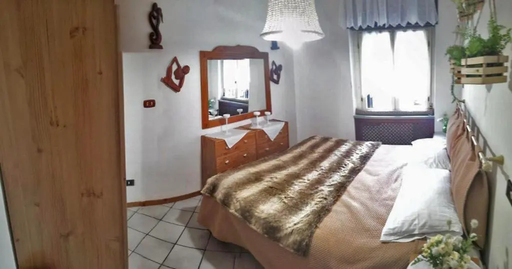 Peak House