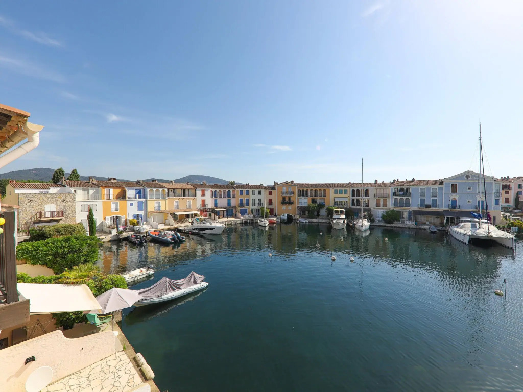 Superb holiday home in Port Grimaud with jetty