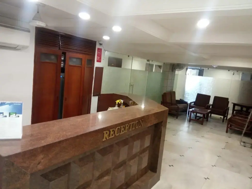 OYO 10197 Hotel Apex