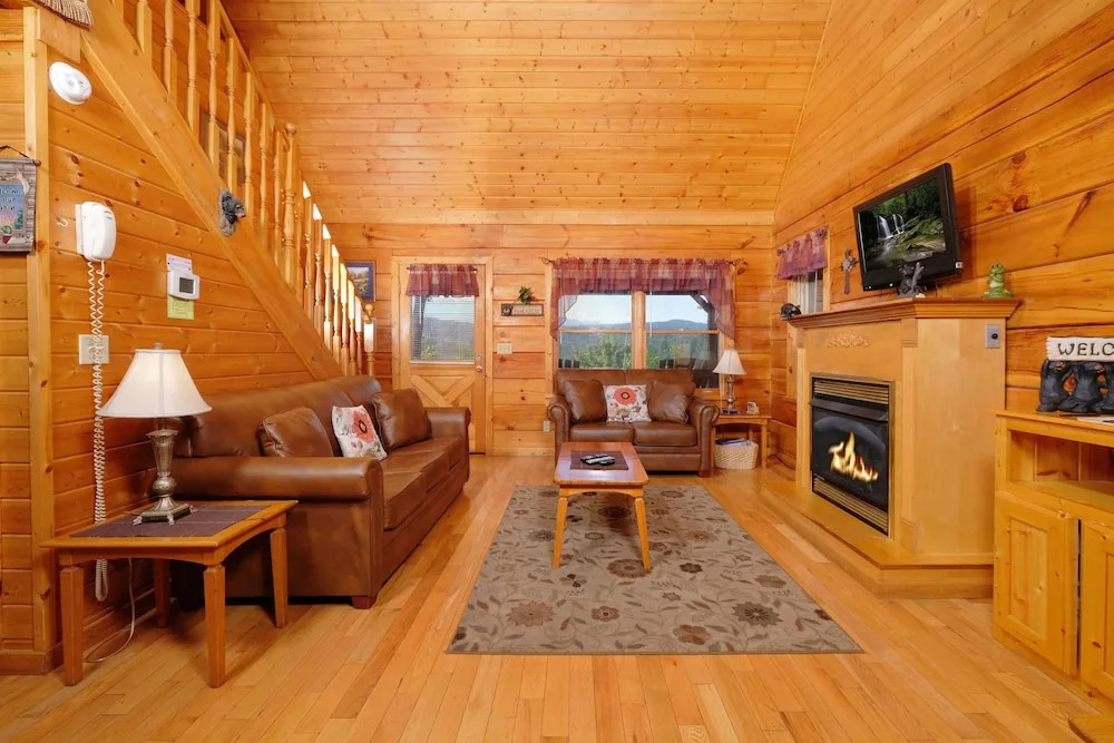 Ultimate Seclusion 1 Bedroom 2 Bathrooms Cabin