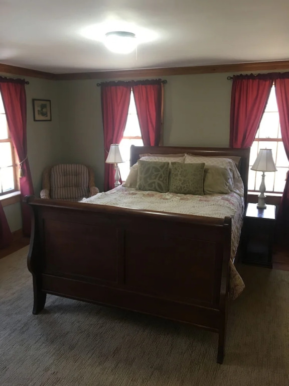 Hummingbird Hill Bed & Breakfast