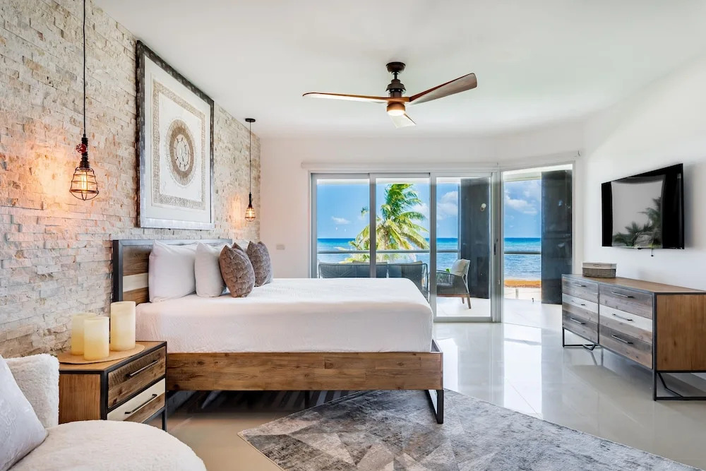 Z Casa Gardenia 2 Bedroom Condo by Redawning