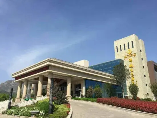 Jinpeng Eco Hotel
