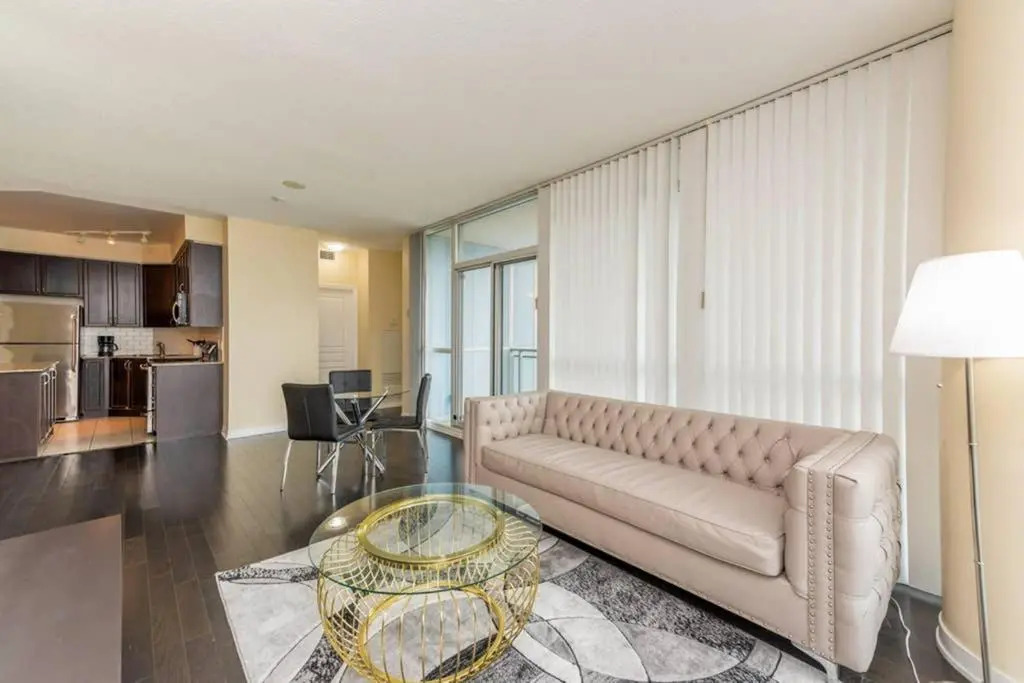 Panoramic View 2BR & 2BTH - Opp Square One Mall