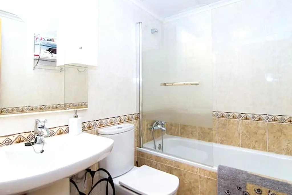 Apartment with 3 bedrooms in Torrevieja with WiFi 5 km from the beach