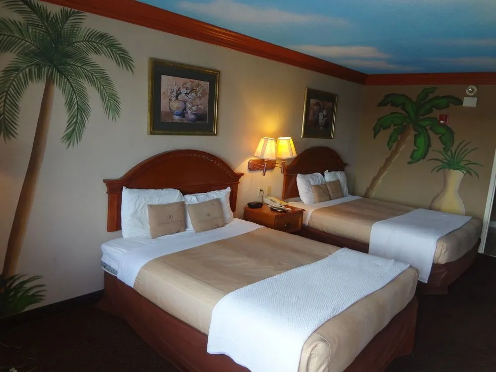 Nola Inn & Suites